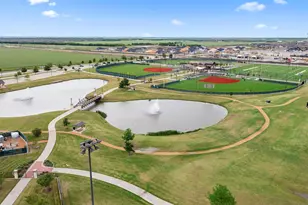 5305 Hybern Ave, Aubrey, TX 76227 - Photo 14