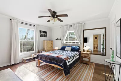 117 W Avenue E, Garland, TX 75040 - Photo 10