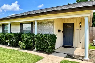 2005 Cedarwood Dr, Carrollton, TX 75007 - Photo 2