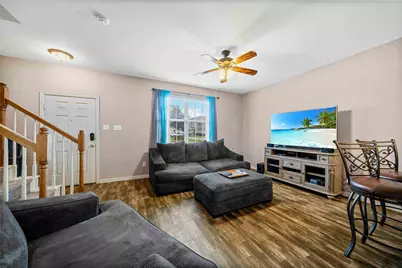 6808 Carrington Lane, Fort Worth, TX 76137 - Photo 4