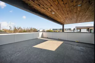 3215 Wake St, Dallas, TX 75212 - Photo 32