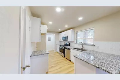 3125 Damascus Way, Farmers Branch, TX 75234 - Photo 2