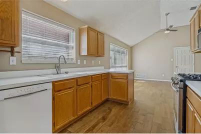 221 Layman Drive, Cedar Hill, TX 75104 - Photo 10