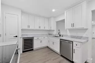 7708 Royal Ln, Dallas, TX 75230 - Photo 2