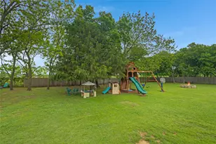 11061 Foutch Rd, Pilot Point, TX 76258 - Photo 32