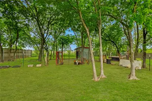 11061 Foutch Rd, Pilot Point, TX 76258 - Photo 34