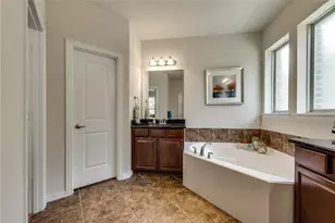 1300 Poplar Dr, McKinney, TX 75072 - Photo 4