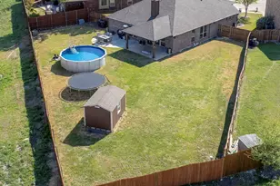 1028 Crest Meadow Dr, Fort Worth, TX 76052 - Photo 6