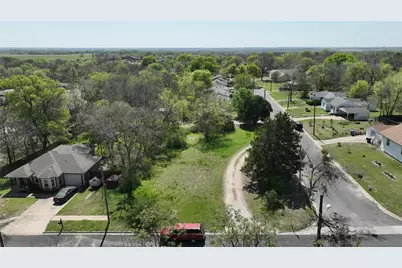 1116 E Epstein Street, Sherman, TX 75090 - Photo 6