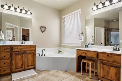 10708 Leesa Drive, McKinney, TX 75072 - Photo 24