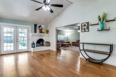 1803 Travis Street, Garland, TX 75042 - Photo 4