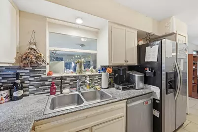 2647 Hearthstone Drive, Farmers Branch, TX 75234 - Photo 6