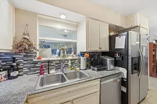 2647 Hearthstone Dr, Farmers Branch, TX 75234 - Photo 6