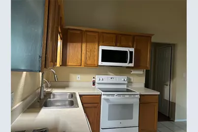 1210 Hidden Oaks Drive, Mansfield, TX 76063 - Photo 6