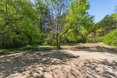 2810 Gladiolus Lane, Dallas, TX 75233 - Photo 36