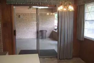 1500 W Baldridge St, Ennis, TX 75119 - Photo 6