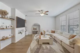 2137 Crooked Bow Dr, Mesquite, TX 75149 - Photo 4