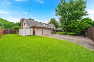 7110 Mossvine Dr, Dallas, TX 75254 - Photo 22