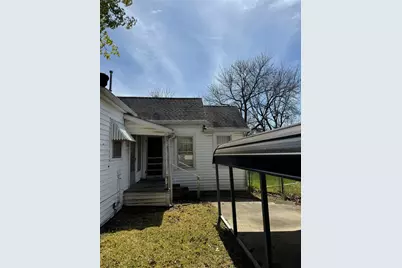 206 N Short Street, Clarksville, TX 75426 - Photo 2