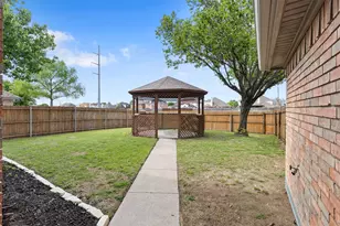 5421 Palace Dr, Richardson, TX 75082 - Photo 32