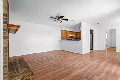 710 Michol Street, Grapevine, TX 76051 - Photo 8