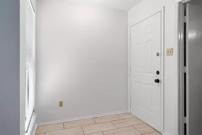 710 Michol Street, Grapevine, TX 76051 - Photo 4