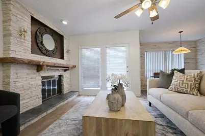 2103 Horizon Trail #3812, Arlington, TX 76011 - Photo 2