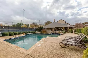 2103 Horizon Trail, Arlington, TX 76011 - Photo 32