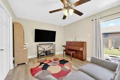 2621 Winterlake Drive, Carrollton, TX 75006 - Photo 24