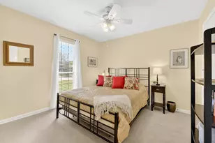 2621 Winterlake Dr, Carrollton, TX 75006 - Photo 32