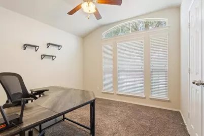 9448 Centennial Drive, Waco, TX 76708 - Photo 34