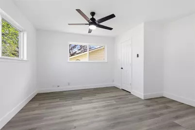 661 Oak Drive, Hurst, TX 76053 - Photo 10