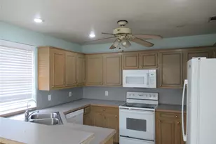 6910 Sayle St, Greenville, TX 75402 - Photo 8