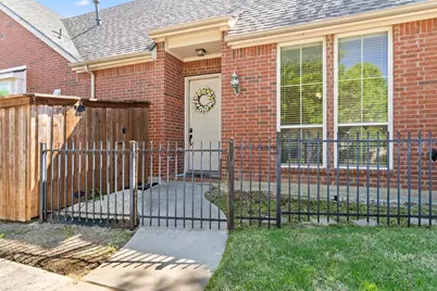 2476 Deer Run, Lewisville, TX 75067 - Photo 2