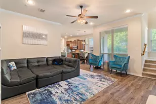 2476 Deer Run, Lewisville, TX 75067 - Photo 6