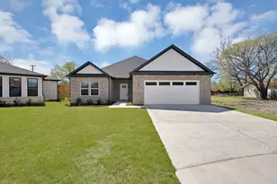 4608 Red Bud Ct, The Colony, TX 75056 - Photo 4