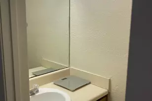 1421 S 12th Street S, Waco, TX 76706 - Photo 18