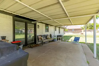 405 Valcik, Decatur, TX 76234 - Photo 22