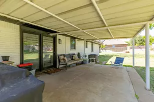 405 Valcik, Decatur, TX 76234 - Photo 22