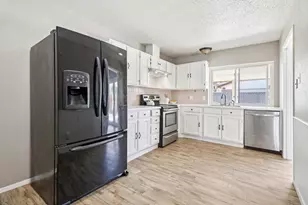 3216 Red Oak Ln, Bedford, TX 76021 - Photo 16