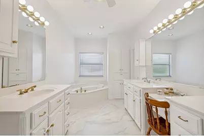 13211 George Street, Farmers Branch, TX 75234 - Photo 30