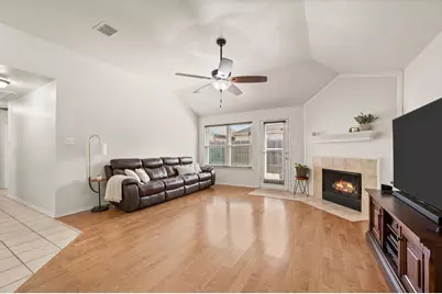 8136 Fleetwing Trail, Fort Worth, TX 76131 - Photo 10