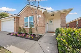 8136 Fleetwing Trail, Fort Worth, TX 76131 - Photo 4