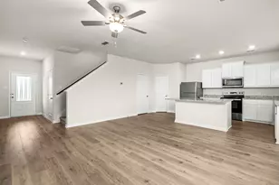 1302 Reed St, Greenville, TX 75401 - Photo 2