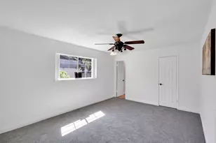 606 Hillcrest St, Mansfield, TX 76063 - Photo 8