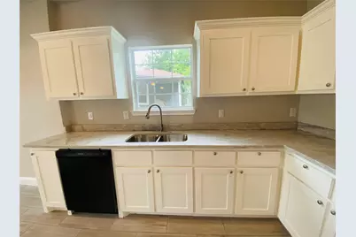 3614 Short Street, Greenville, TX 75401 - Photo 6