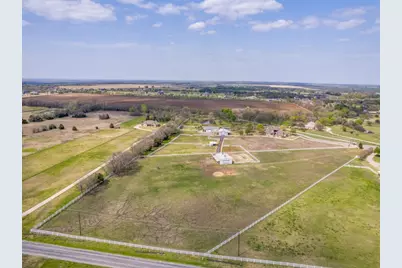 136 Parkside Court, Gunter, TX 75058 - Photo 4