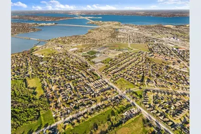 1418 Deville Circle, Garland, TX 75043 - Photo 30