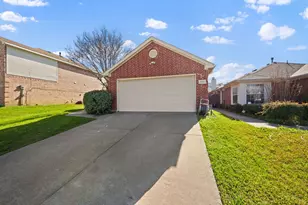 1418 Deville Cir, Garland, TX 75043 - Photo 2
