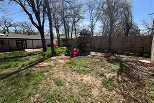 1121 Wade Dr, Bedford, TX 76022 - Photo 24
